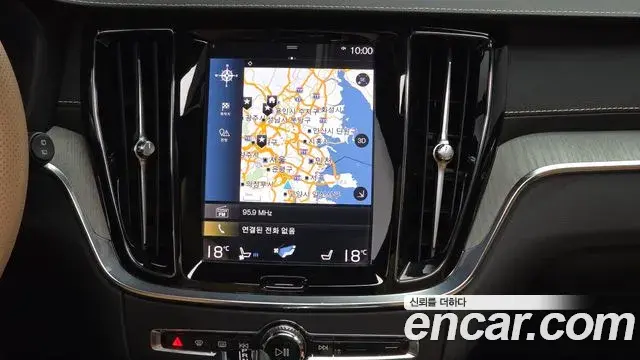 Volvo V60 Cross Country 2020 — Фото 15/20