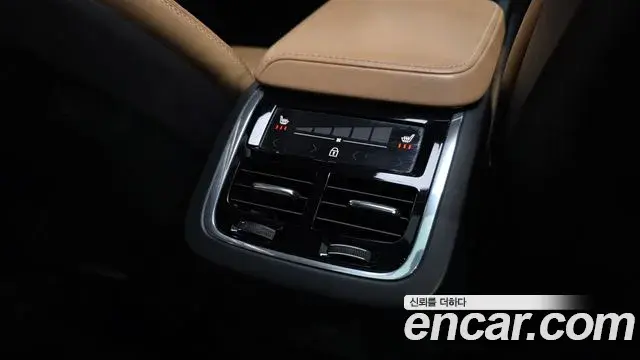 Volvo V60 Cross Country 2020 — Фото 20/20