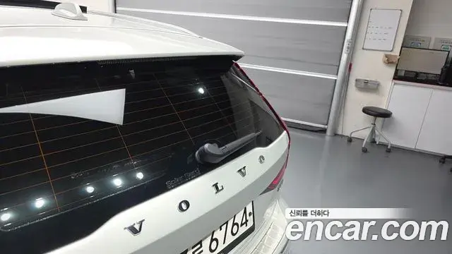 Volvo V60 Cross Country 2020 — Photo 42/42