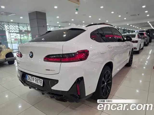 BMW X4 2025 — Şəkil 8/16