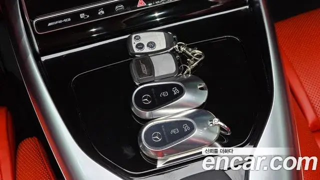 Mercedes-Benz SL-Class 2025 — Photo 3/20