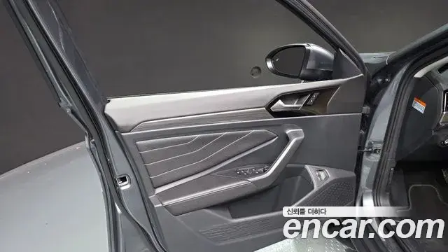 Volkswagen Jetta 2024 — Şəkil 2/28