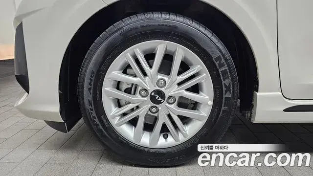 Kia Morning Urban 2022 — Photo 13/30