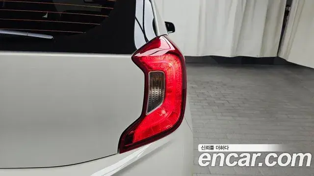 Kia Morning Urban 2022 — Photo 3/30
