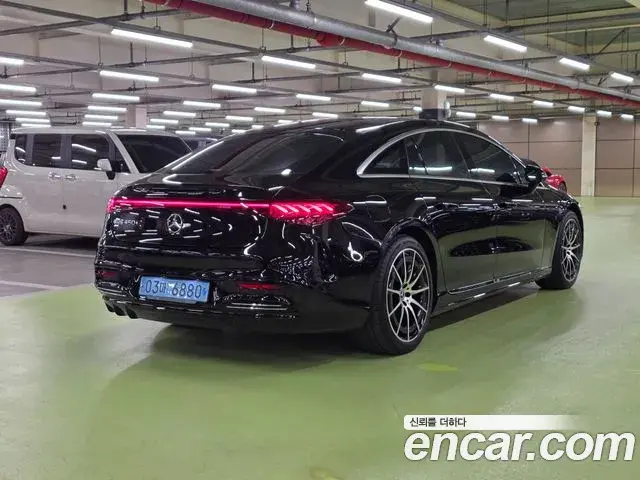 Mercedes-Benz EQS 2022 — Photo 2/20