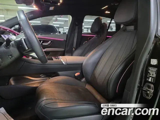Mercedes-Benz EQS 2022 — Photo 10/20
