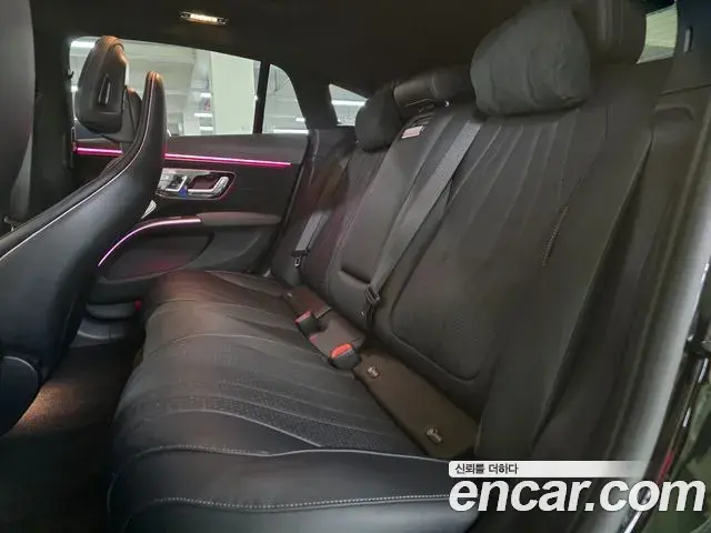 Mercedes-Benz EQS 2022 — Photo 14/20