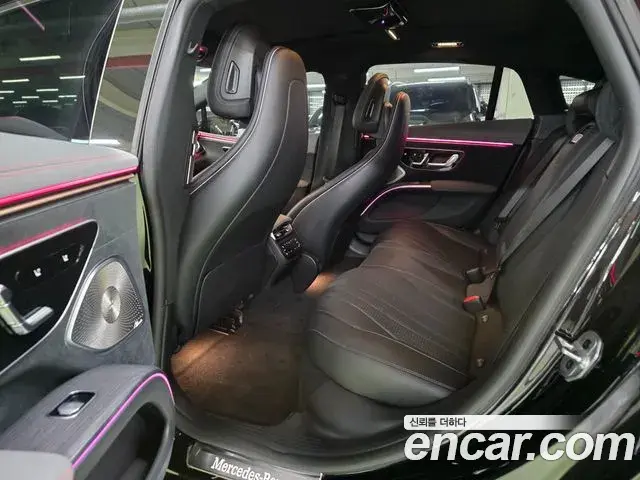 Mercedes-Benz EQS 2022 — Photo 6/20