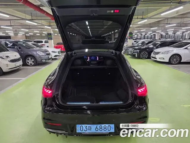Mercedes-Benz EQS 2022 — Photo 18/20
