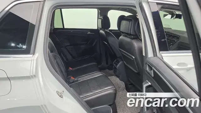 Volkswagen Tiguan 2020 — Şəkil 1/20