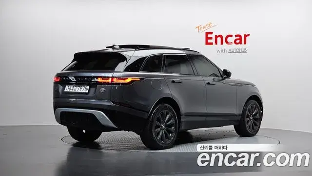 Land Rover Range Rover Velar 2019 — Şəkil 11/20