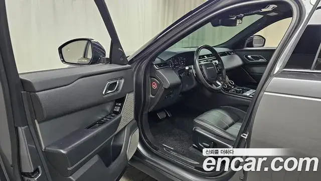 Land Rover Range Rover Velar 2019 — Şəkil 9/20