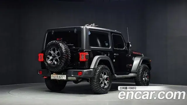 Jeep Wrangler 2020 — Фото 2/20