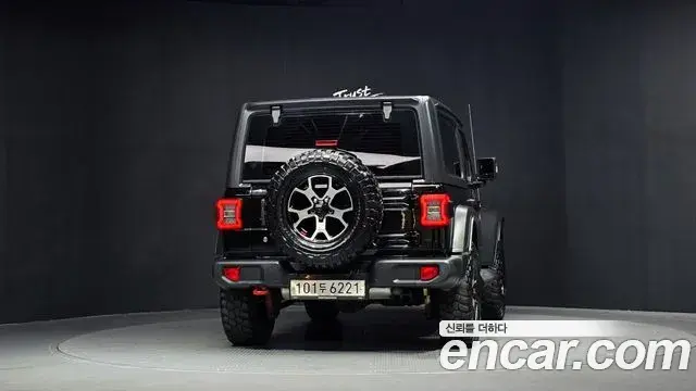 Jeep Wrangler 2020 — Фото 4/20