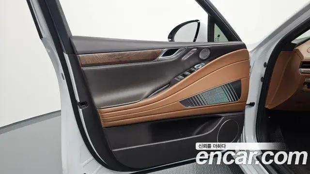 Genesis G80 2022 — Şəkil 39/40