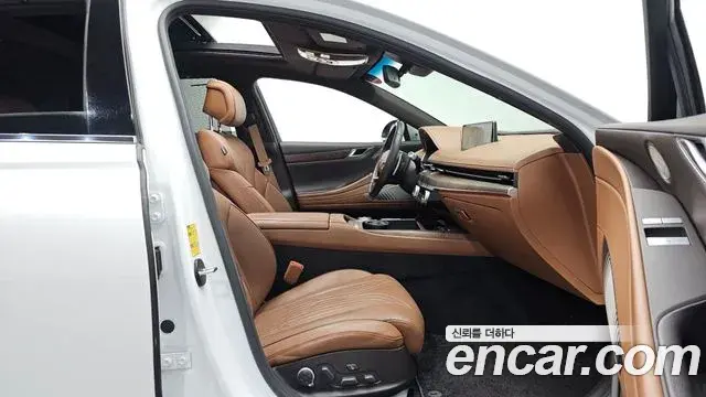 Genesis G80 2022 — Şəkil 35/40