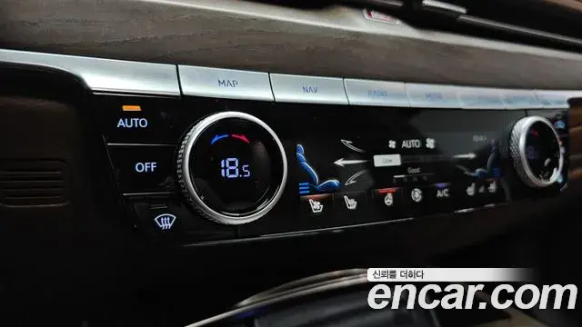 Genesis G80 2022 — Şəkil 18/40