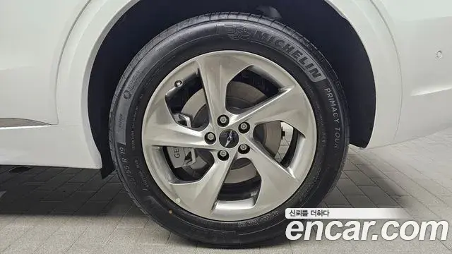 Genesis GV70 2026 — ფოტო 29/32