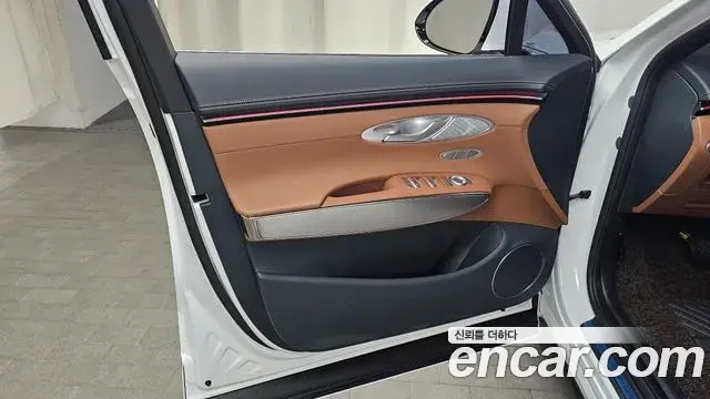 Genesis GV70 2026 — ფოტო 20/32