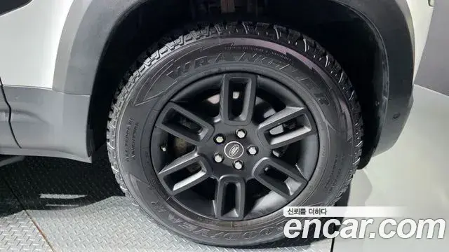 Land Rover Defender 2020 — ფოტო 7/20