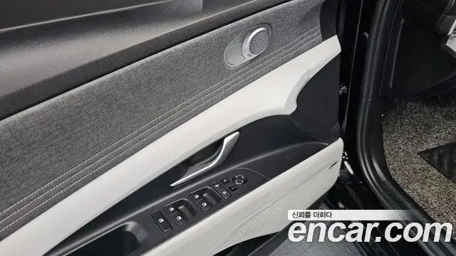 Hyundai The New Avante Hybrid 2021 — Photo 27/30