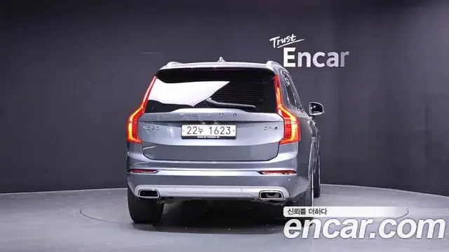 Volvo XC90 2019 — Фото 3/20