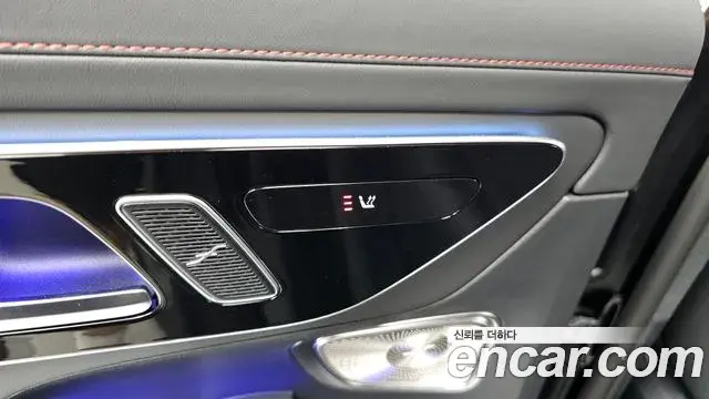 Mercedes-Benz GLC-Class 2025 — Şəkil 9/33