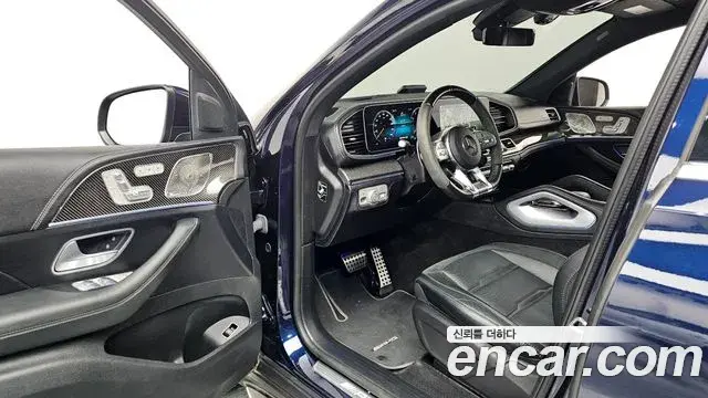 Mercedes-Benz GLE-Class 2021 — Photo 16/37