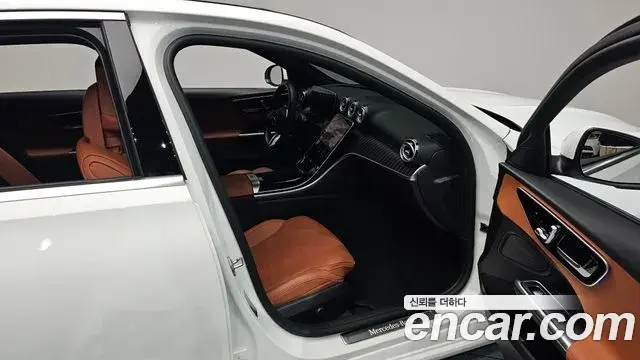 Mercedes-Benz C-Class 2023 — Фото 11/20