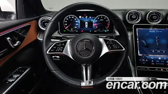 Mercedes-Benz C-Class 2023 — Фото 13/20