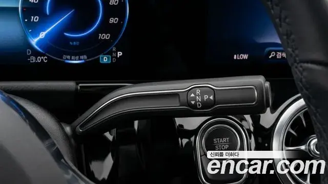 Mercedes-Benz EQA 2025 — Şəkil 11/12
