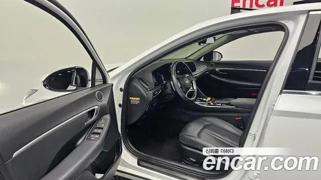 Hyundai Sonata 2019 — Фото 10/20
