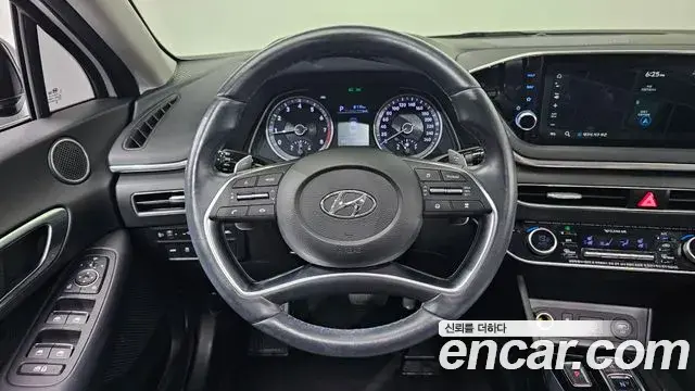 Hyundai Sonata 2019 — Фото 13/20