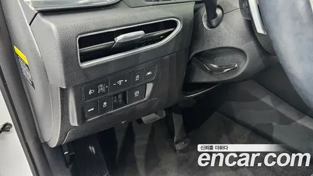 Hyundai Sonata 2019 — Фото 17/20