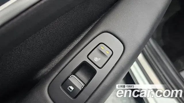 Hyundai Sonata 2019 — Фото 19/20