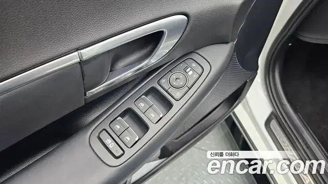 Hyundai Sonata 2019 — Фото 20/20