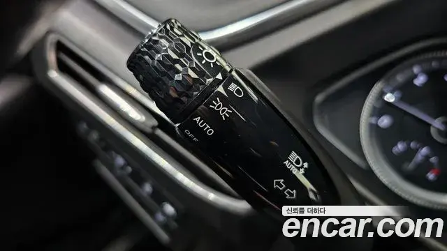 Hyundai Sonata Hybrid 2019 — Photo 26/30