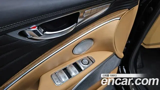 Kia The K9 2023 — Photo 20/36