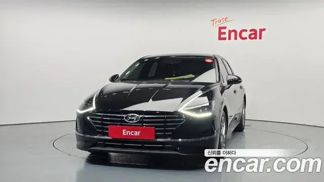 Hyundai Sonata Hybrid 2021 — Photo 15/30