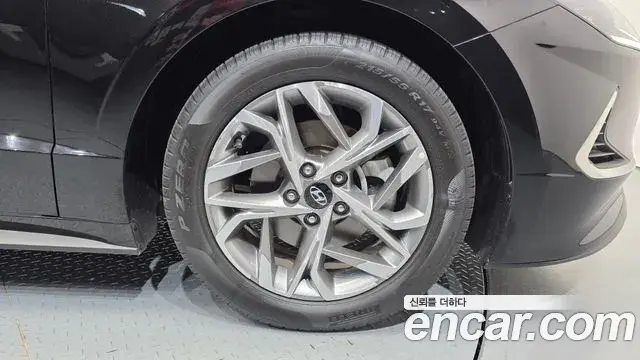 Hyundai Sonata Hybrid 2021 — Photo 5/30