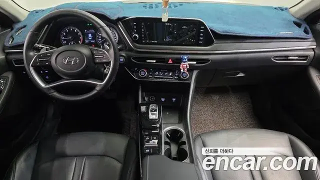 Hyundai Sonata Hybrid 2021 — Photo 10/30