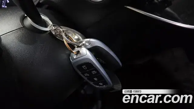 Hyundai Sonata Hybrid 2021 — Photo 26/30
