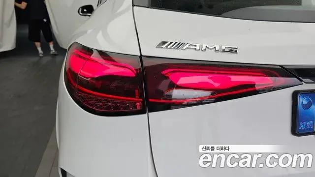 Mercedes-Benz GLC-Class 2025 — Photo 1/33