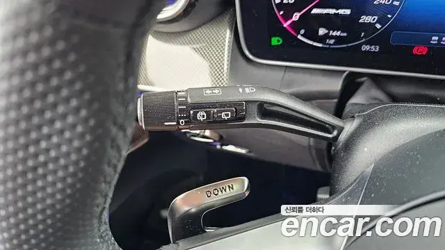 Mercedes-Benz GLC-Class 2025 — Photo 10/33