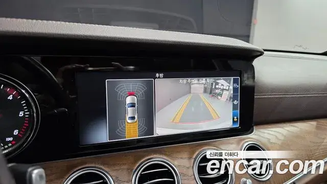 Mercedes-Benz E-Class 2019 — Фото 17/20