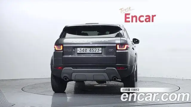 Land Rover Range Rover Evoque 2018 — Фото 4/20