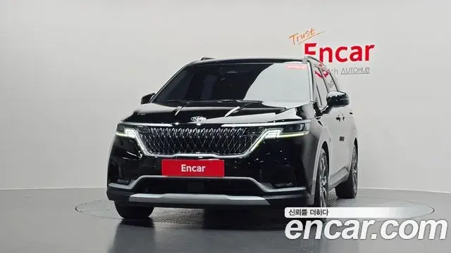 Kia Carnival 2021 — Фото 3/20