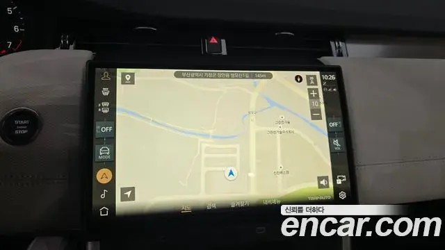 Land Rover Discovery Sport 2025 — ფოტო 8/20
