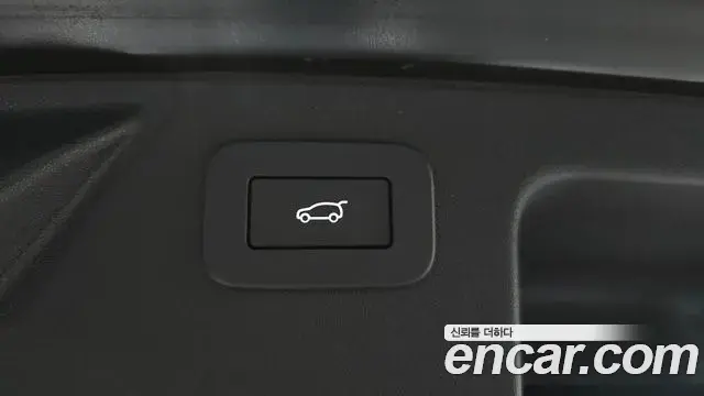 Land Rover Discovery Sport 2025 — ფოტო 12/20