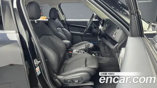 Mini Cooper Countryman 2023 — Photo 10/20